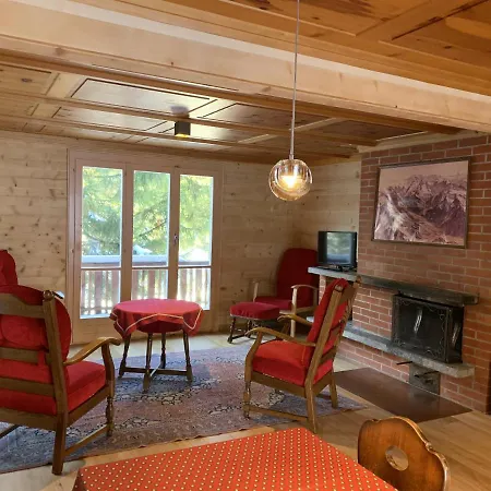 Chalet Minga Mal シャレー