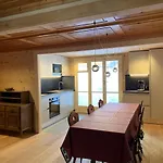 Chalet Minga Mal 酒店 萨斯费