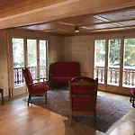 Chalet Minga Mal * 萨斯费